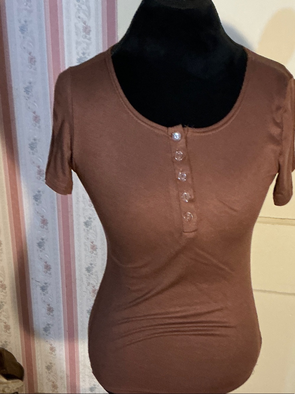 SHEIN Brown Short-Sleeve Henley Tee
